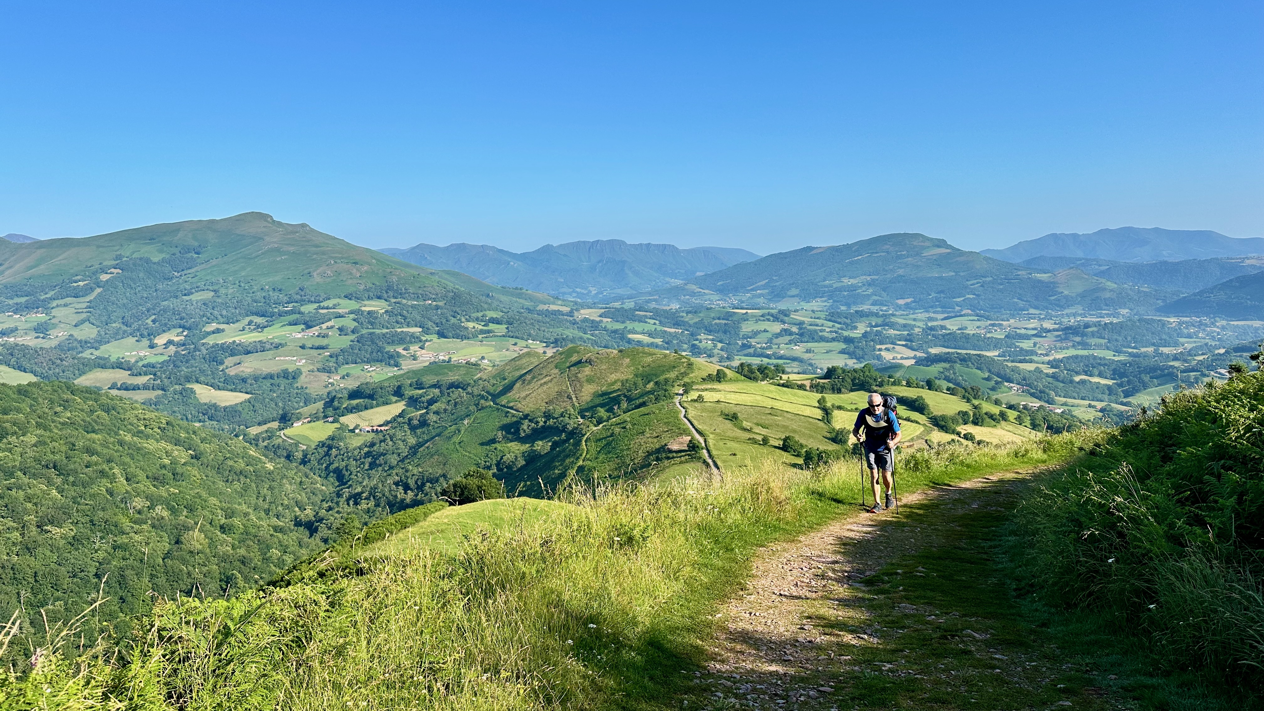 Day 1 - Arrive in Saint-Jean-Pied-de-Port (hotel overnight)