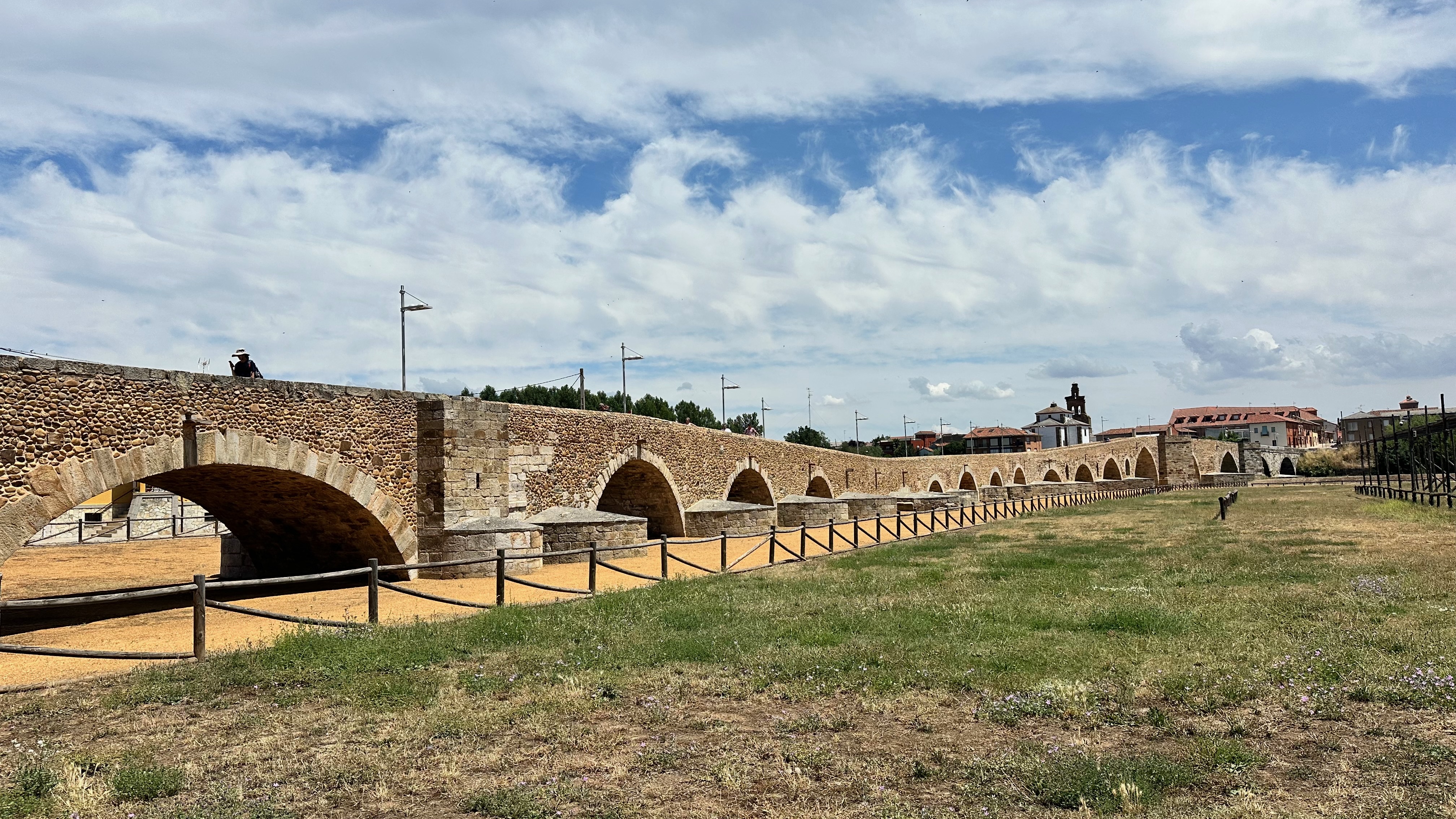 Day 23 - Villar de Mazarife to Hospitál de Órbigo